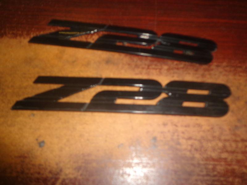 Oem 93-02 camaro z28 emblem logo oem factory gm pair two 94 95 96 97 98 99 00 