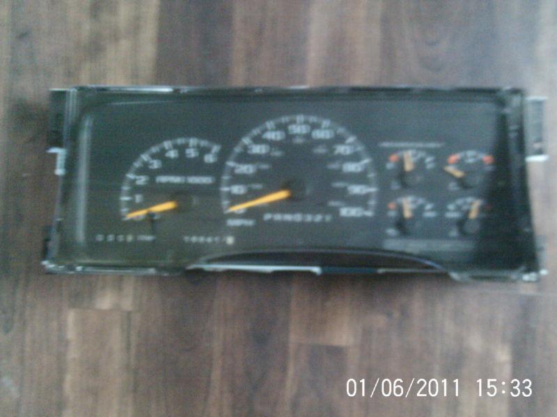 95 96 97 chevrolet chevy gmc truck suburban tahoe cluster speedometer 168k oem