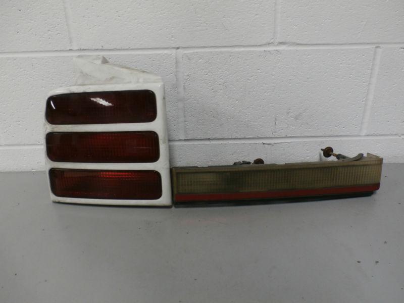 92-97 oldsmobile cutlass supreme driver tail light