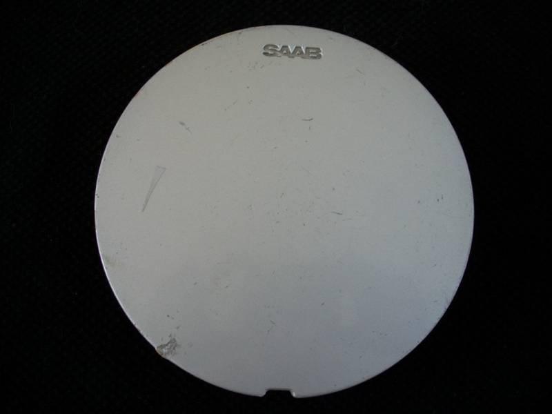 Saab 9000 wheel center cap 8987620-a 