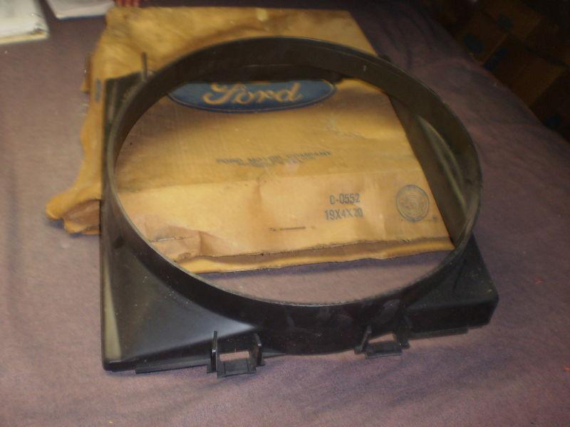 Ford 80 truck pick up fan shroud e5tz orig. ford nos