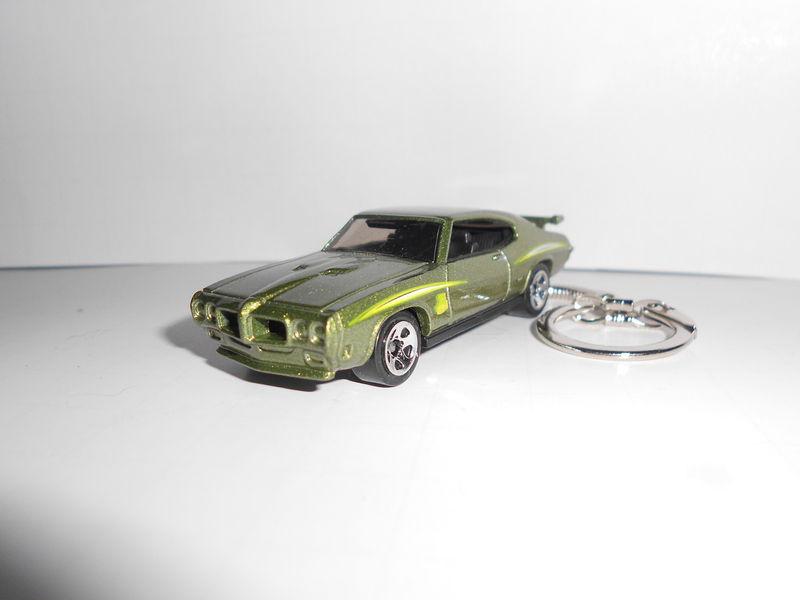 1969 pontiac gto  judge key chain