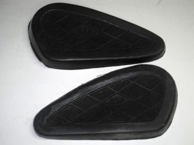 Bsa kneepads 1940 to 1955 knee pad set rubber tank pads 65-8314 65-8315