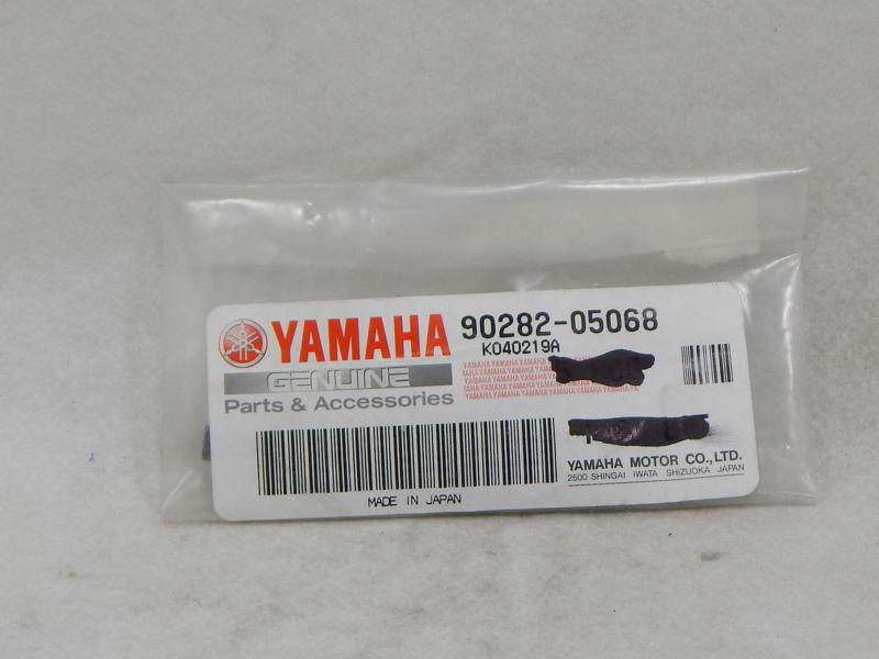 Yamaha 90282-05068 key straight *new