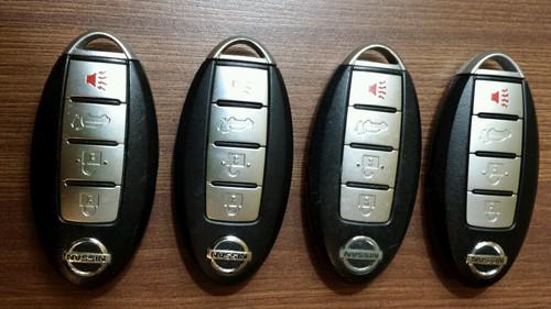 Nissan smartkey remote fob fcc id:kr55wk49622 with liftgate