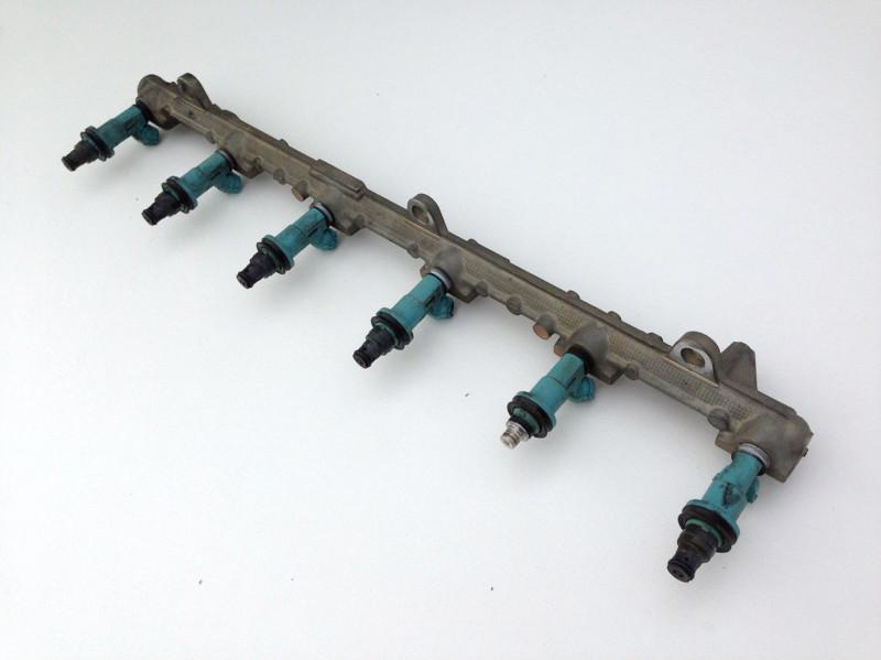 1998 -2005 lexus gs300 is300 3.0l 6cyl fuel injector injection rail
