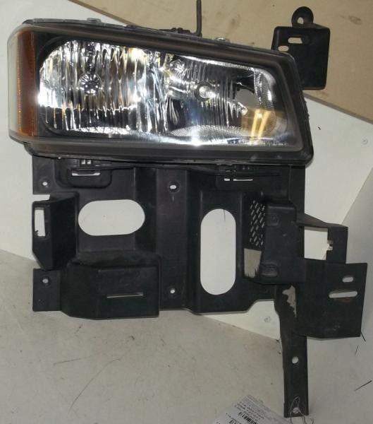 05 06 07 silverado 1500 passenger headlight 1212231