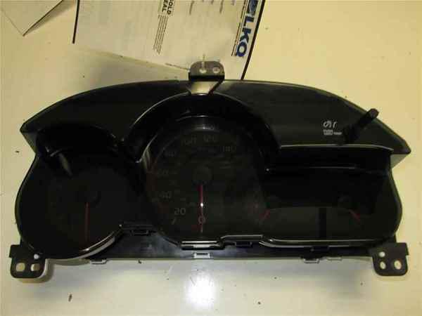 09 10 pontiac vibe speedometer speedo oem