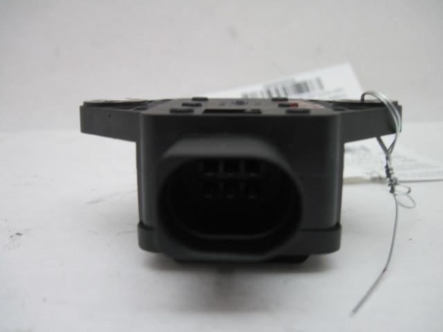 Yaw rate sensor volkswagen passat 2002 02 8e0 907 637a 525562