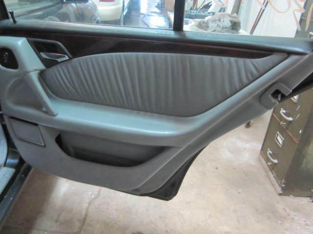 Rear interior door trim panel mercedes e320 1999 99 right leather