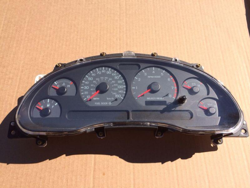 1999-2004 mustang gt 150mph gauge cluster  4.6 99 00 01 02 03 04 123k miles ford