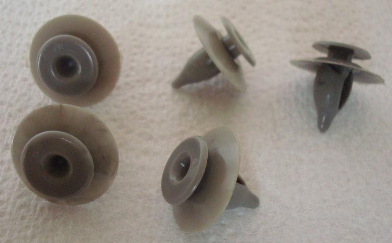 5 used jaguar xjs xj6 xj12 door panel clips agu1018