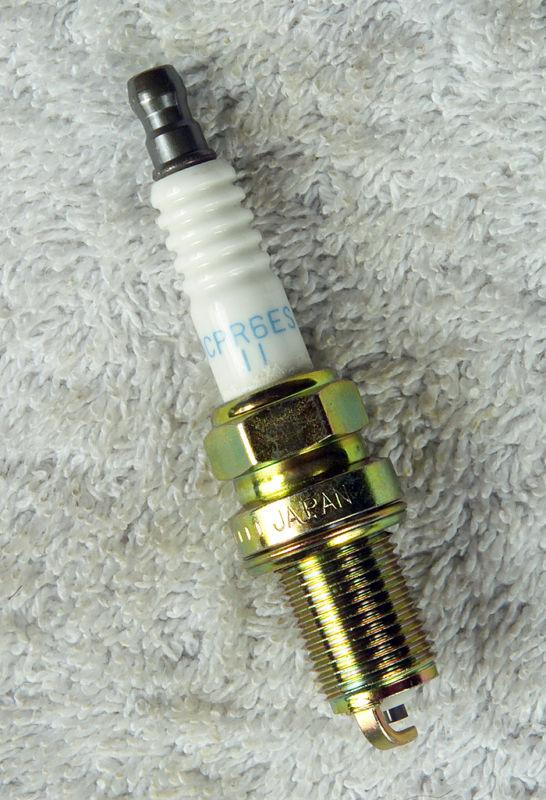 Ngk spark plug bcpr6es-11 6779 