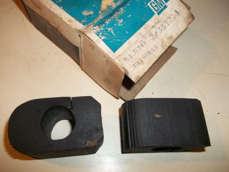 Nos 1964-1975 oldsmobile rubber bushings stabilizer ride shaft (qty 2) 388294