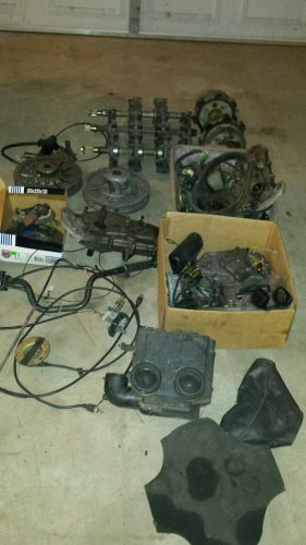 Yamaha vmax snowmobile parts lot. 94 to 98 vmax  phazer ski doo  pick up only.