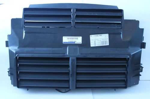 2012-2014 genuine ford focus  radiator shutter cm5z8475a