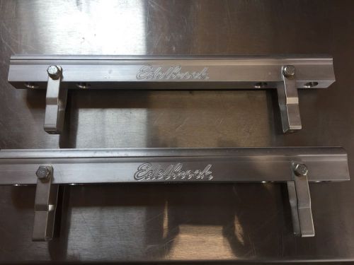 Edelbrock aluminum fuel rail, big block chevy