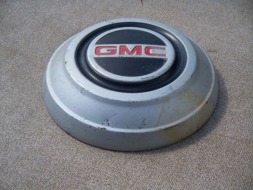 1967 1968 gmc pickup dog dish poverty hub cap painted ( 1 )