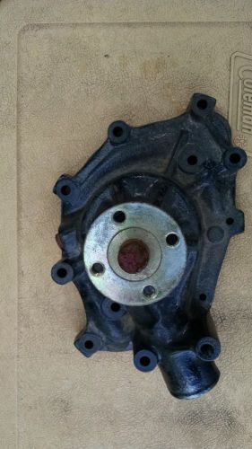 Chevrolet small block water pump