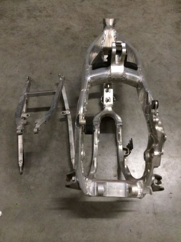 2001 cr125 cr 125 125r cr125r frame subframe suspension body chasis pn1