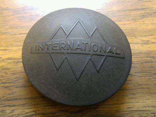 Vintage 1950 - 57 international harvester original horn button nice!! rare!