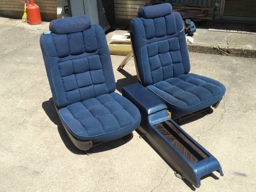 Oem vintage1978-79 lincoln mark diamond jubilee/collector seats and console blue