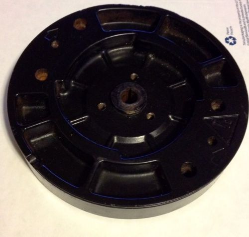 Johnson evinrude 2.5. 3 &amp; 4hp flywheel 1988 - 2001 e3rccm part # 583840