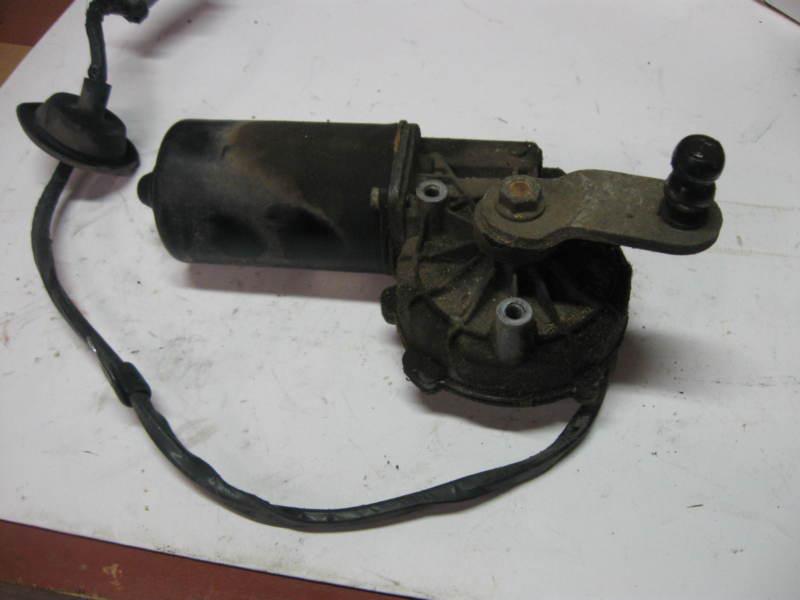 99 plymouth voyager  front wiper motor