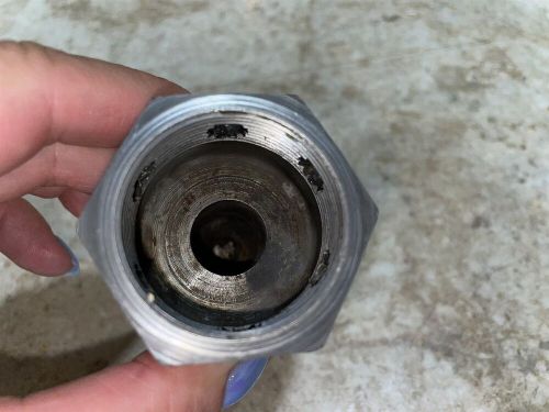 1958 cessna 182 a main landing gear axel fairing nut 0441130-1