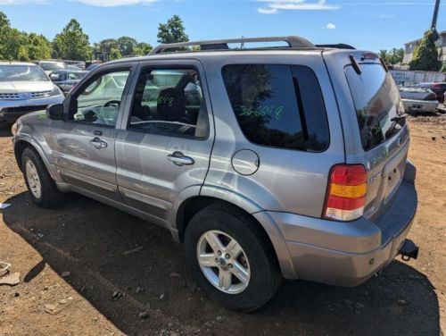 Battery hybrid cargo floor mounted fits 05-09 escape 1648409