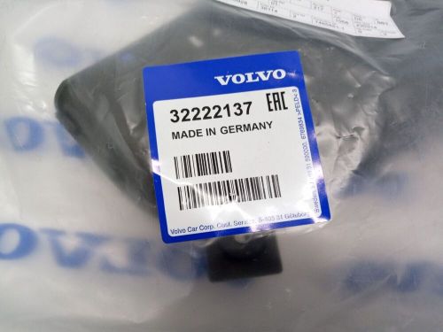 Volvo xc40 2018 - onwards air intake inlet 32222137