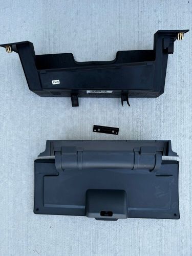 13-18 ram gray interior upper glove box compartment kit