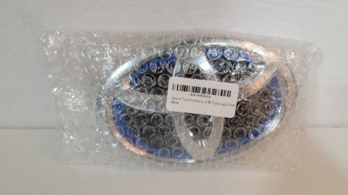 Genuine toyota corolla avalon camry emblem front grille logo