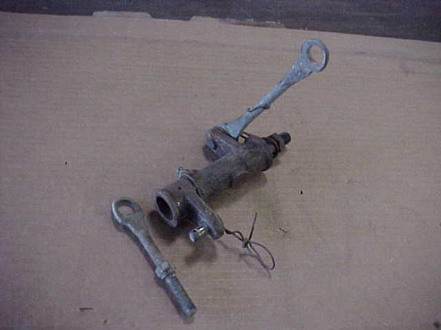 Chrysler,1953,newyorker,clutch bell crank linkage,desoto,1954,1951,1952