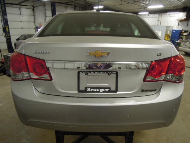 2011 chevy cruze 140 miles front door left