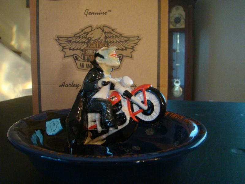 Harley davidson halloween treat bowl (dracula on harley) so cool!!!