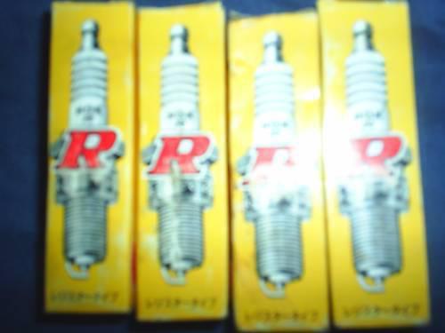 Ngk spark plugs br7hs 4122 for yamaha jet ski (set 4 new in box)