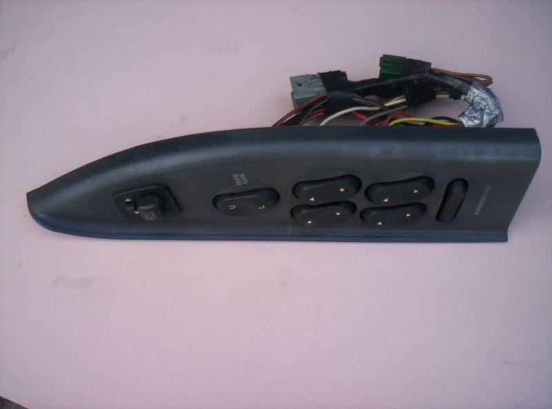 98 99 00 01 02 grand marquis crown vic main power window switch   