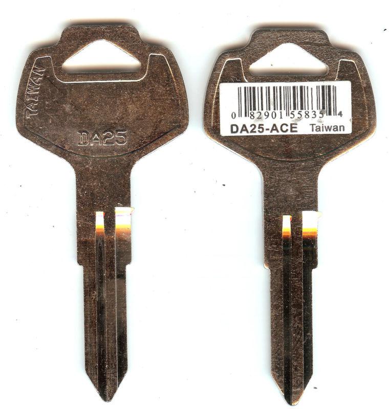 Key blank for nissan subaru infinity da25 x123 dt23 sr5