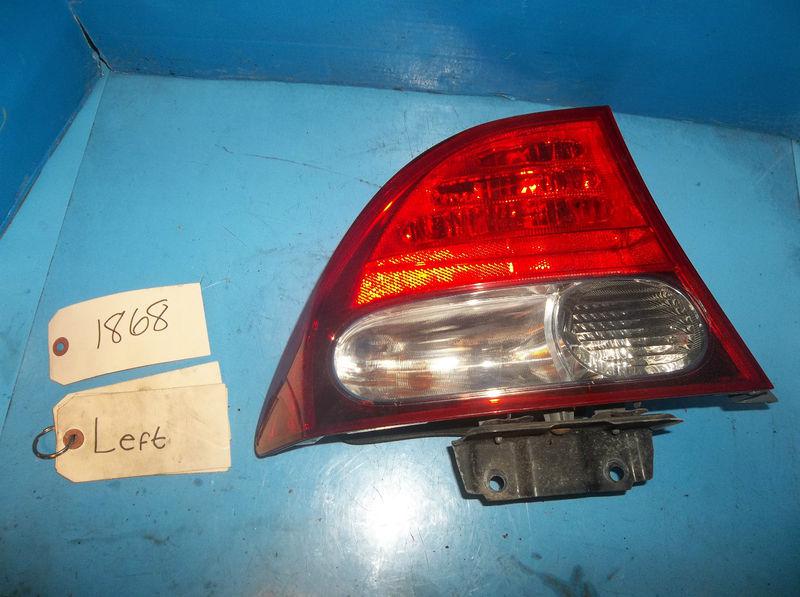 Honda civic left taillight sedan quarter panel mounted 09 10 11