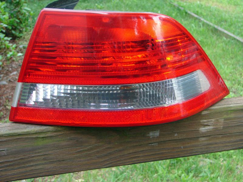 2003 04 05 06 07 saab 9-3 sedan tail light qtr corner mtd - outer rh