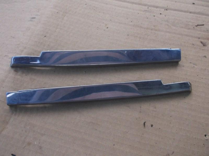 1963 chevy impala wing vent beltline molding