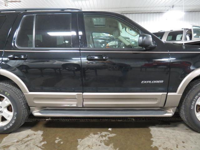 2004 ford explorer front door right 2522109