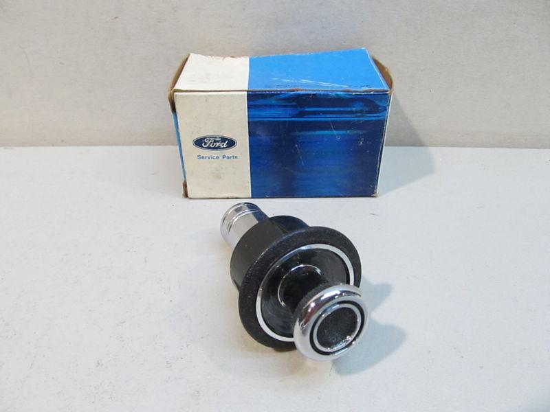 Nos 1973 ford thunderbird cigarette lighter assembly...new in box