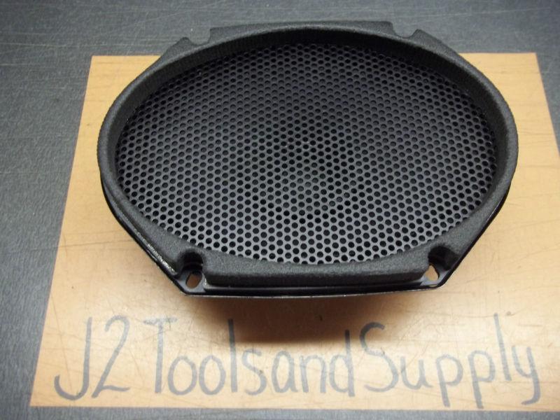 New genuine nissan 28138-0b010 speaker assembly