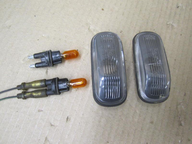 Saab 9 3 saab 9-3 1999-2003 front fender  marker light set rh & lh clear