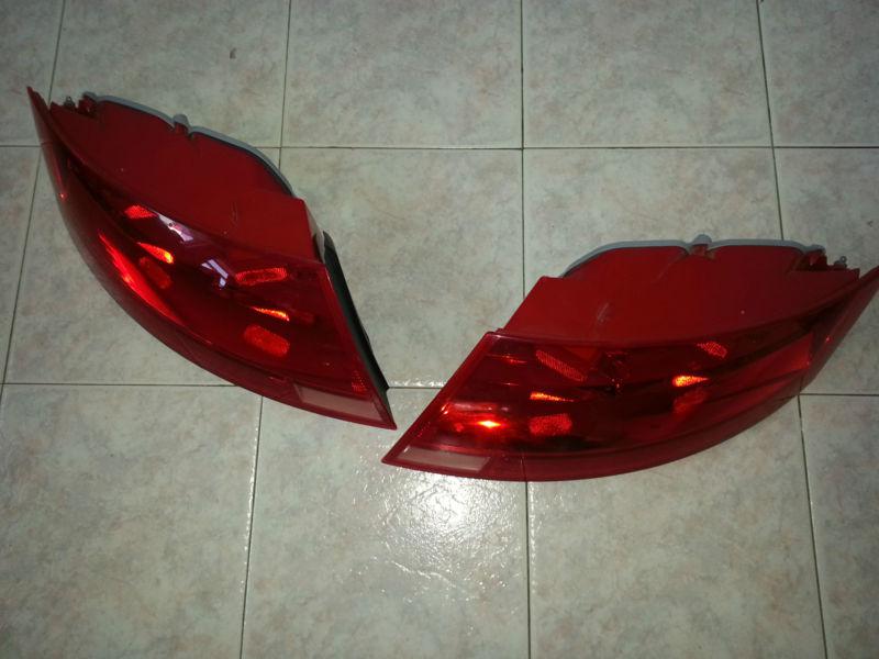 Audi tt tail light rh lh 08-12