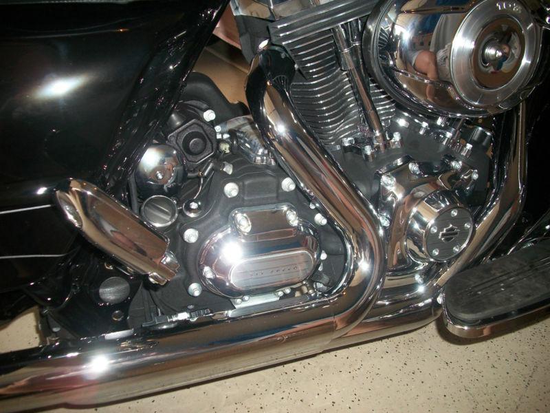 2013 harley roadglide stock exhaust