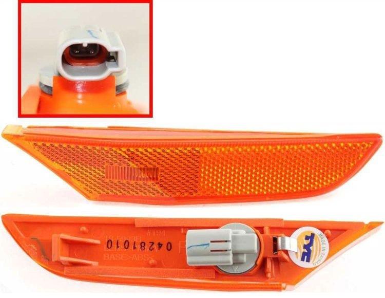 Side marker light lamp assembly passenger's right side