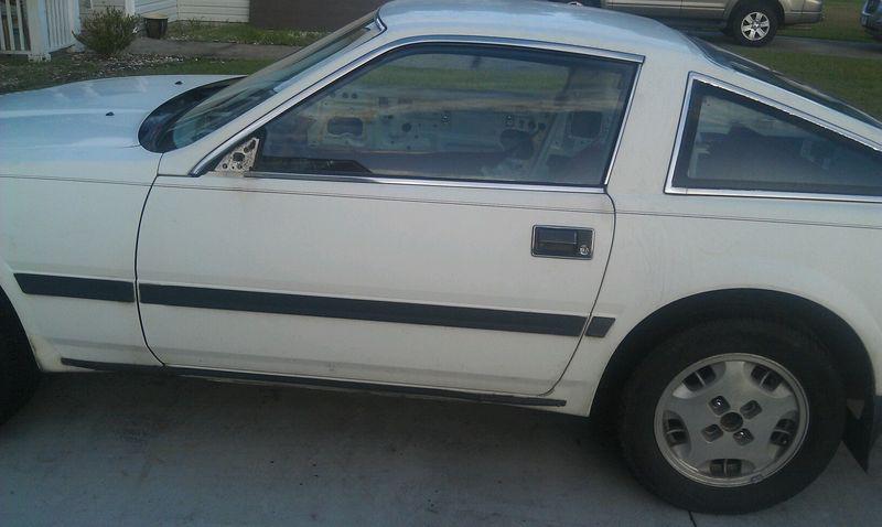 1985 nissan 300zx 2 seater driver door 